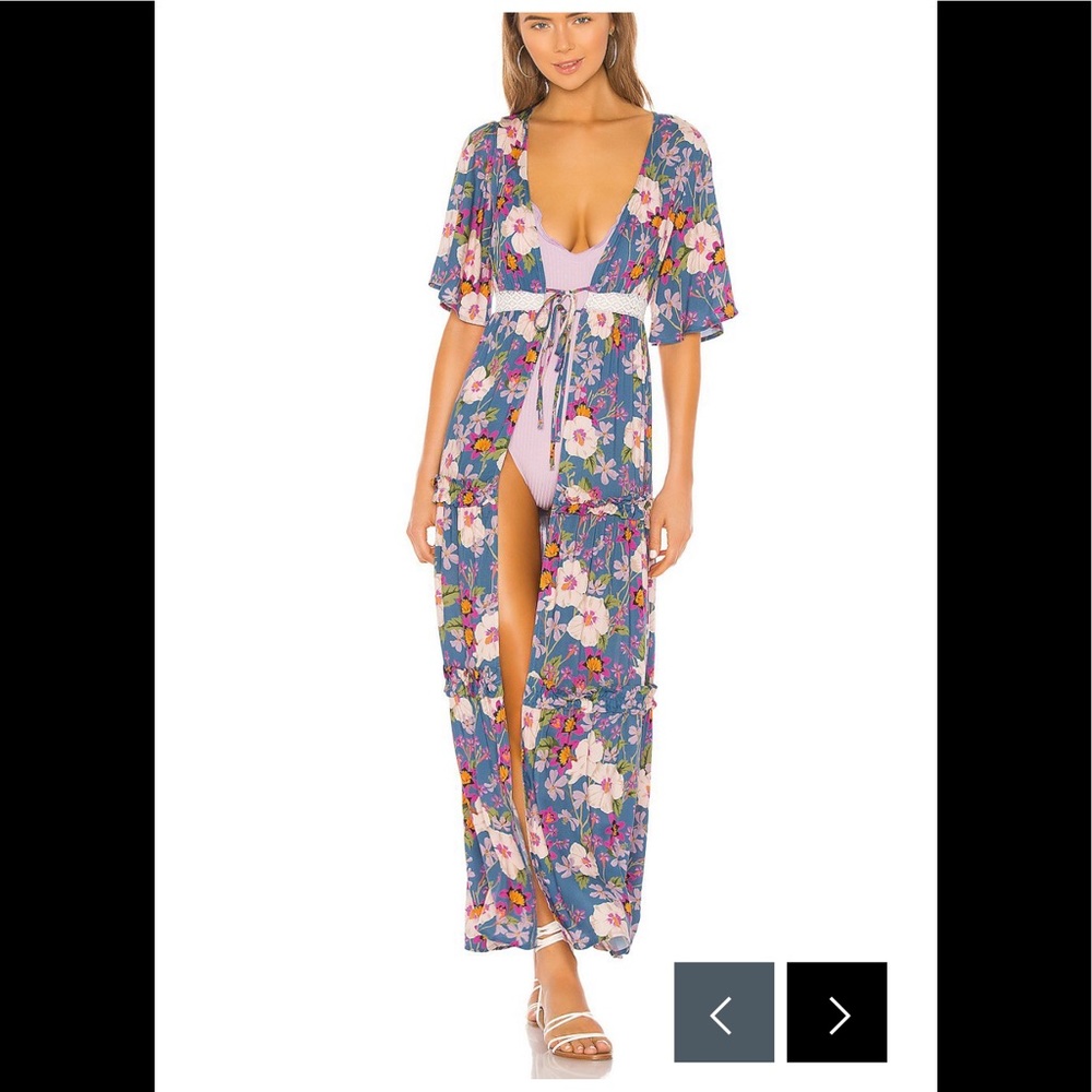 Tularosa Ivy Robe in Spring Field Floral - Medium